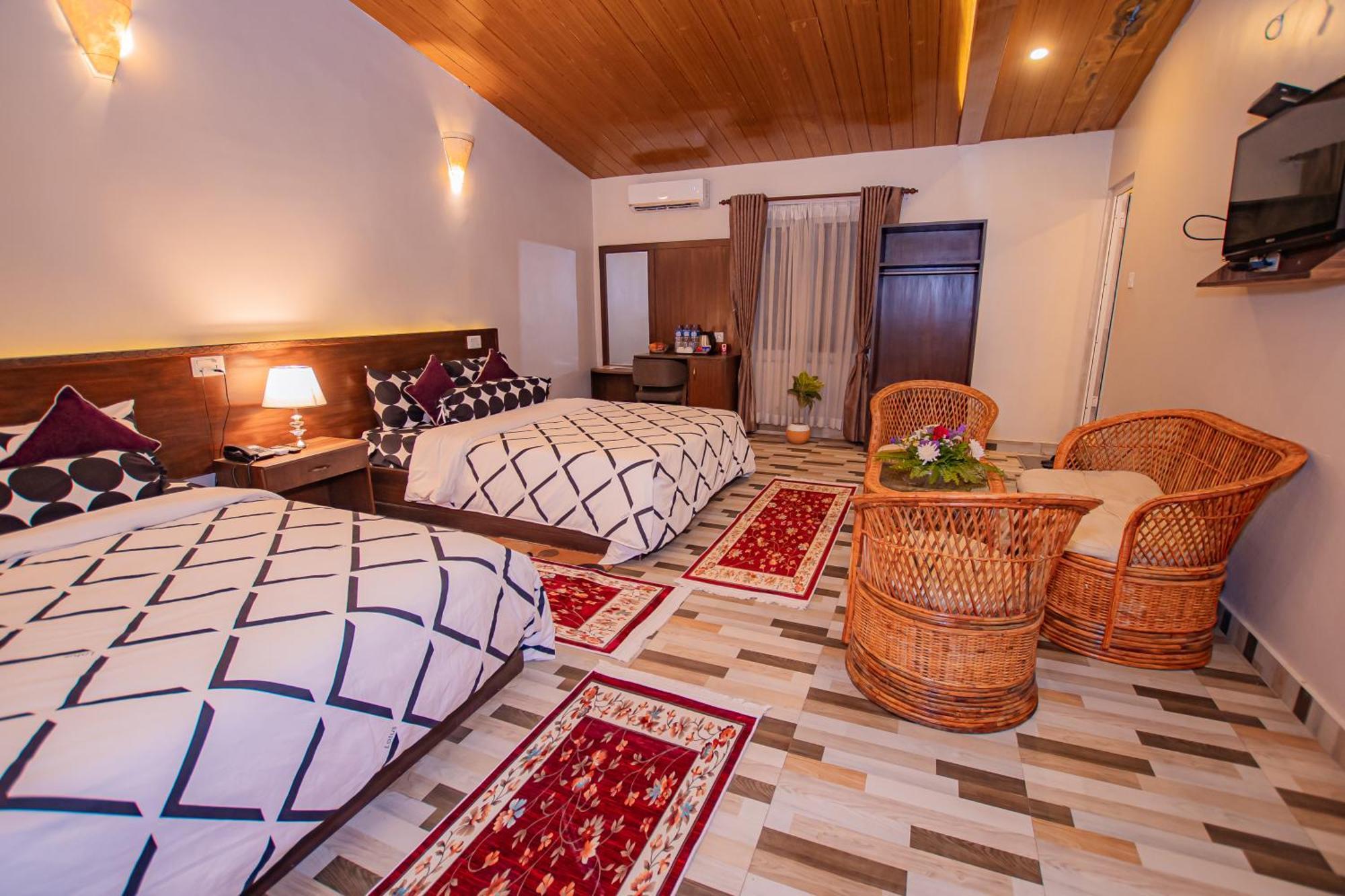 Busy Bee Resort, بوكْرا المظهر الخارجي الصورة