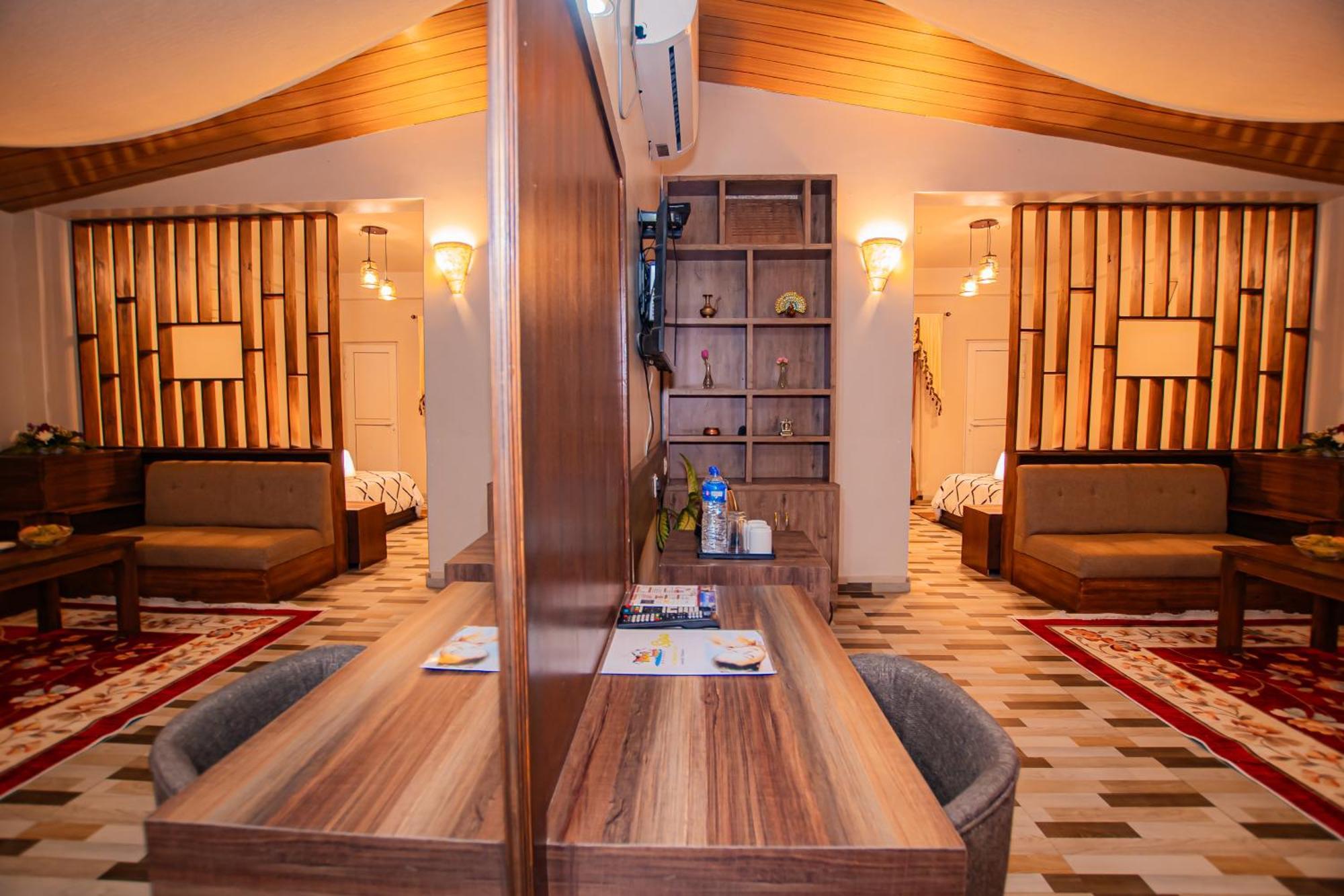 Busy Bee Resort, بوكْرا المظهر الخارجي الصورة